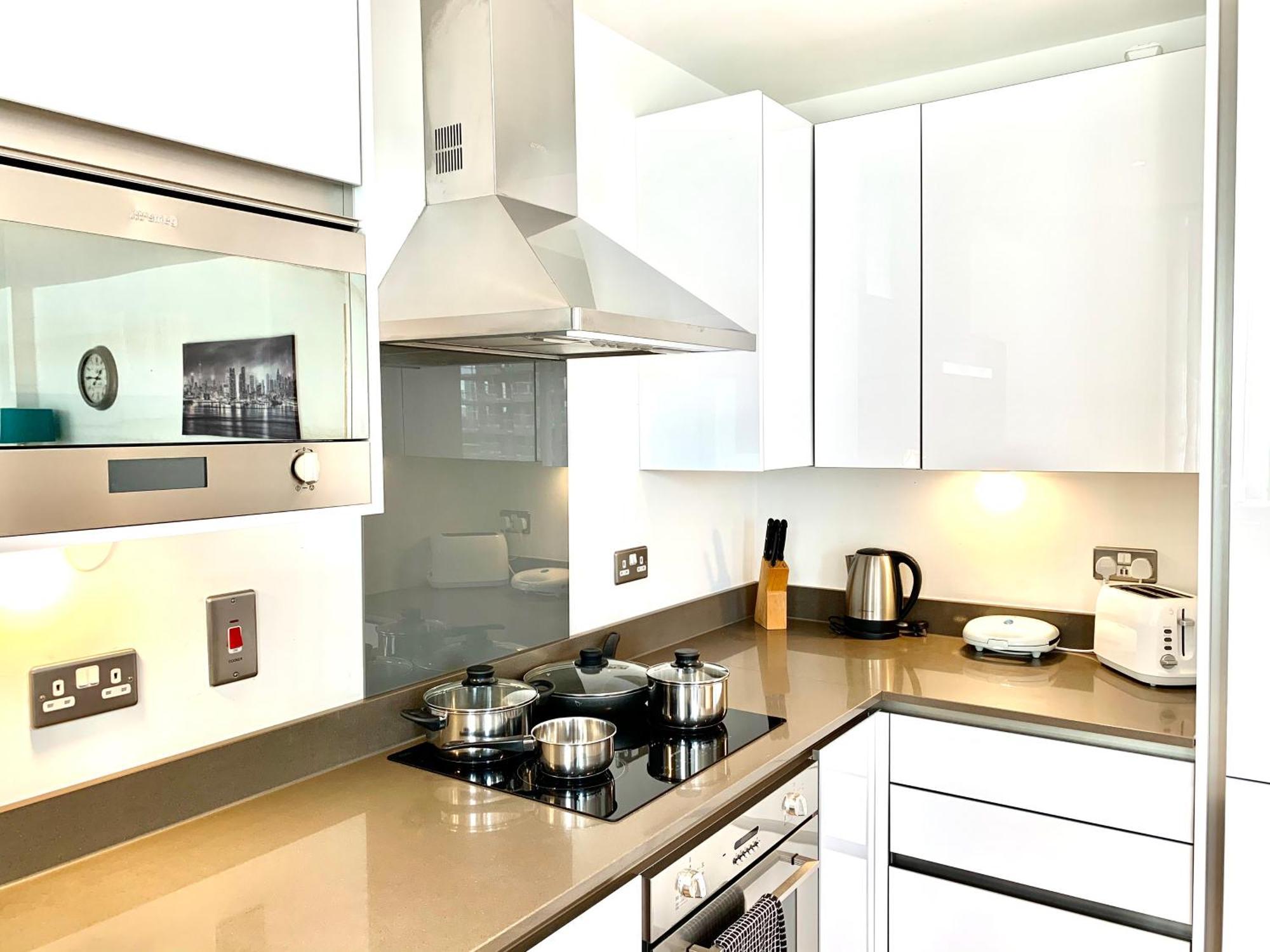 Modern London Excel 2 Bedrooms 2 Bathrooms, Parking, Kitchen, Lounge, Balcony Apartment Exterior foto
