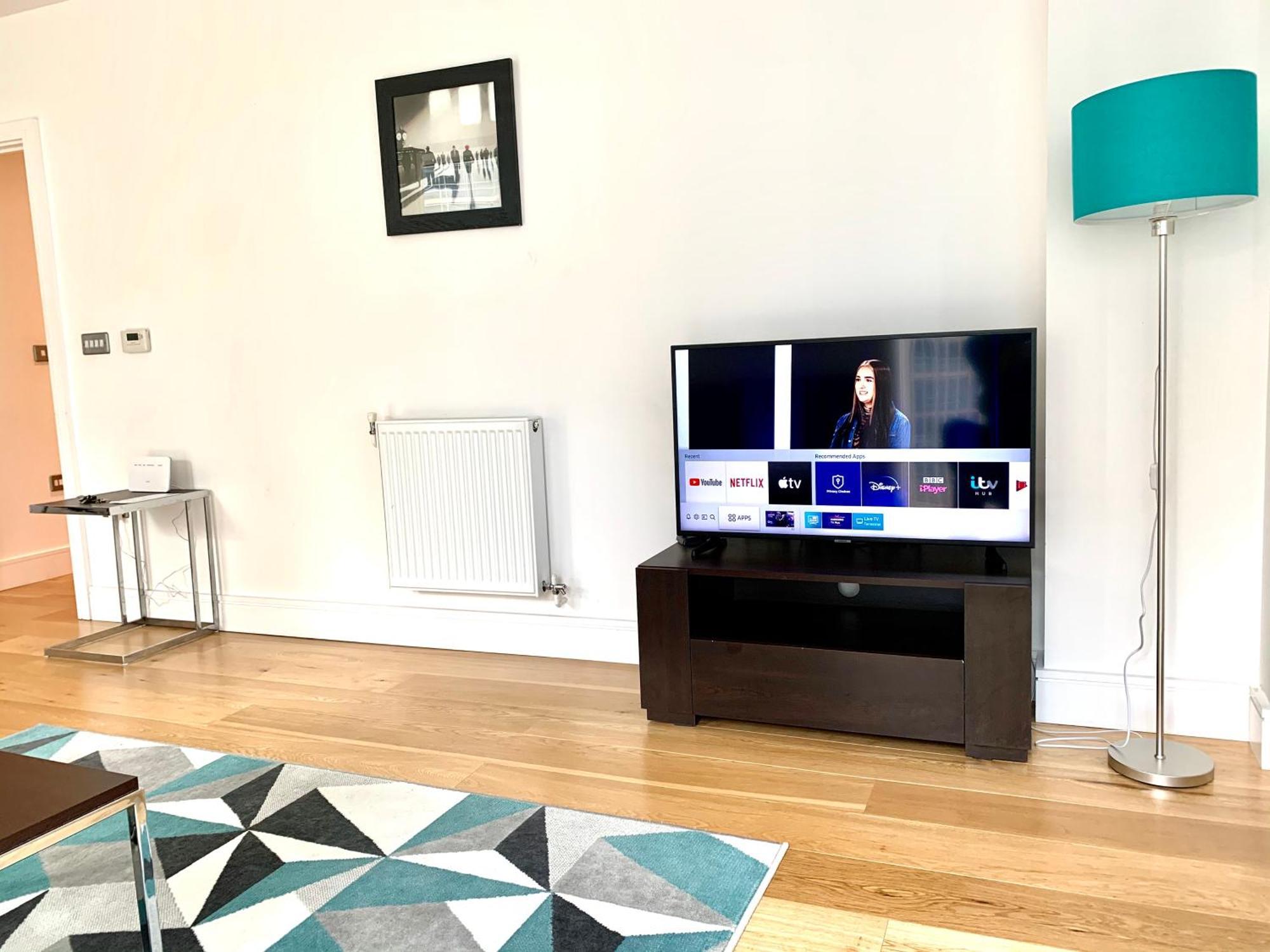 Modern London Excel 2 Bedrooms 2 Bathrooms, Parking, Kitchen, Lounge, Balcony Apartment Exterior foto